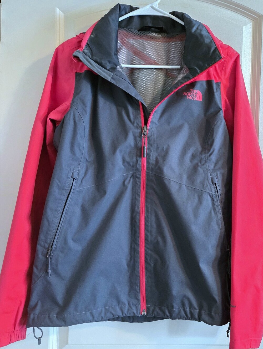 The North Face Resolve Plus Gray Pink Waterproof Rain Jacket Women's Size Small